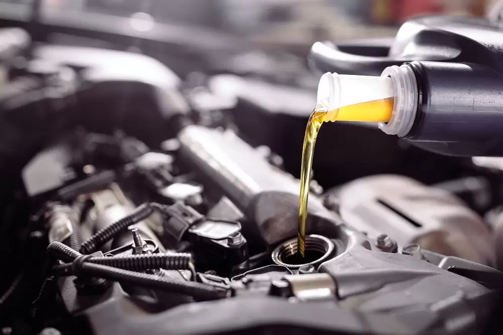 Nejlepší motorové oleje: Test a recenze motorových olejů